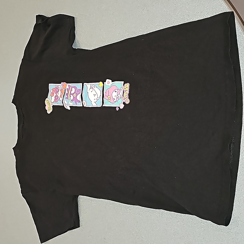 Hello Kitty (S) Sanrio & Friends Graphic Tee
